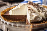 Velvet Chocolate Dream Pie