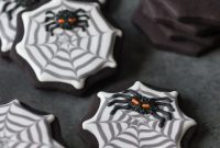 Making Spooky Spiderweb Cookies