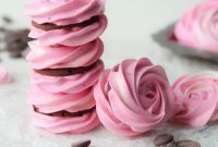 Airy Raspberry Meringues with Velvety Chocolate Ganache