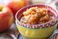 Sweet & Simple Homemade Applesauce
