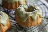 Matcha Almond Cakelets