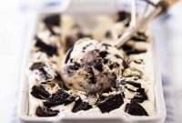 Effortless No-Churn Oreo Indulgence