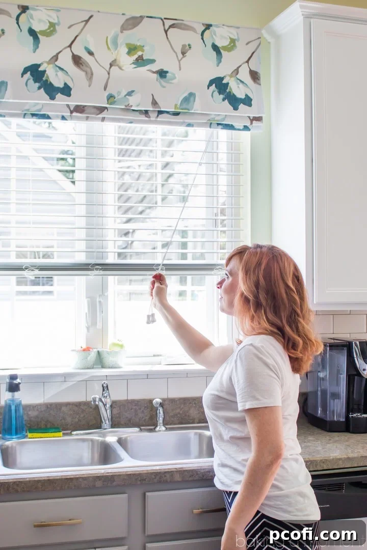 How to Choose Kitchen Window Treatments that are Beautiful and Practical | Baking a Moment @TonicLiving