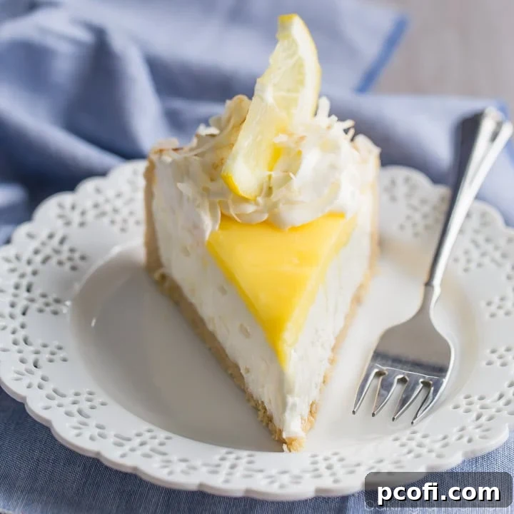 No-Bake Lemon Macaroon Cheesecake: so easy to make and so much incredible lemon and coconut flavor! #beyondfrostingcookbook #nobaketreats