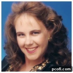 Cathy from A Peek Into My Paradise